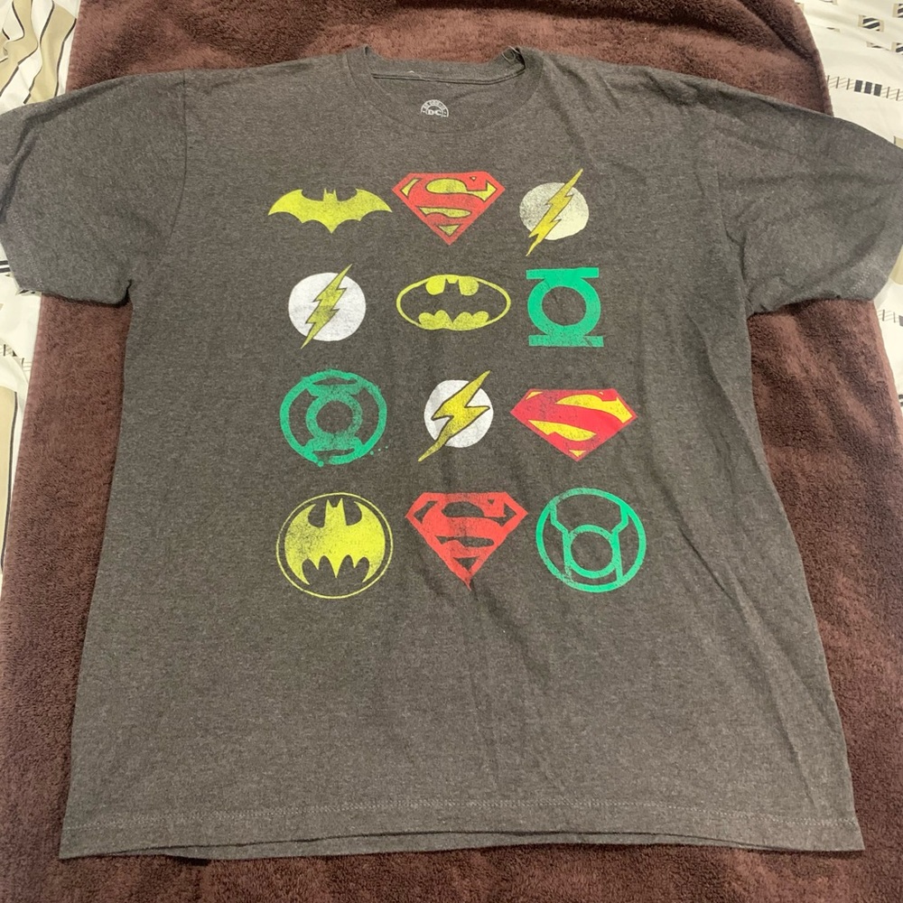 DC COMICS mens grey tshirts with heroes symbols